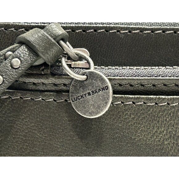 Lucky Brand Wristlet w/ Credit Card Holder Insert  7 1/4 x 4 3/4 inches PREOWNED - Picture 3 of 16